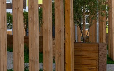 The Ultimate Guide to Selecting the Right Fence Posts for Your Project